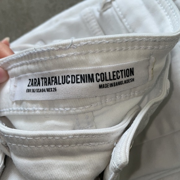 Zara White Jeans, Set of 3, Straight Leg, Skinny, High Waist, Size 24 and 26 - Picture 5 of 7
